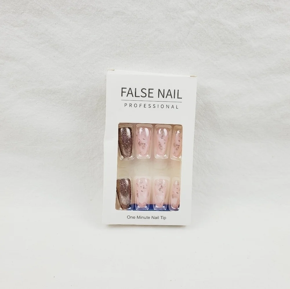 24 Pieces Fake Press On Nails